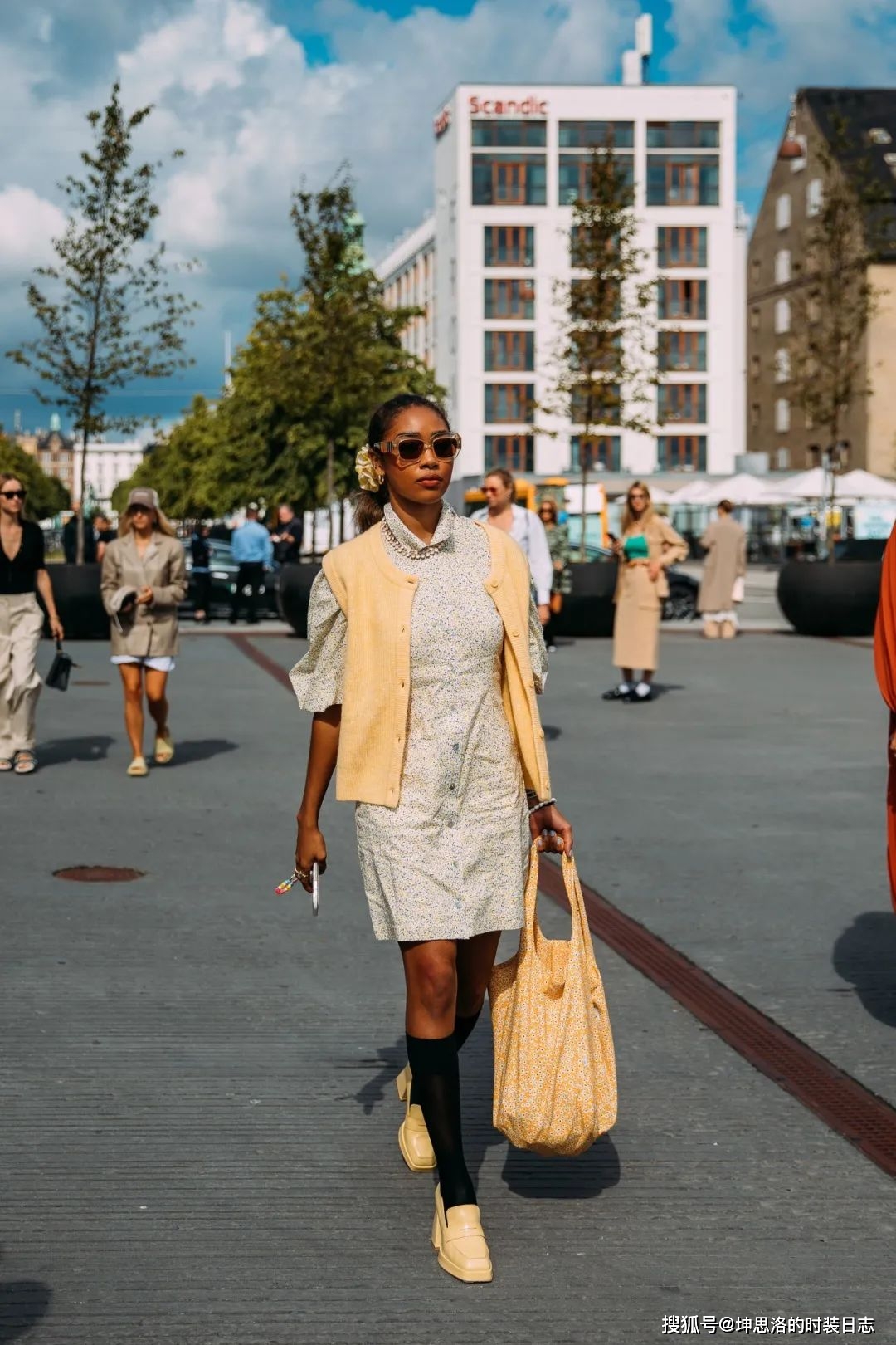 Armani|穿搭灵感丨2022春夏哥本哈根时装周街拍（上）