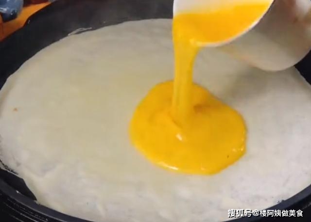 食欲|早上没时间做饭,学会这种鸡蛋饼,只需10分钟解决全家早餐