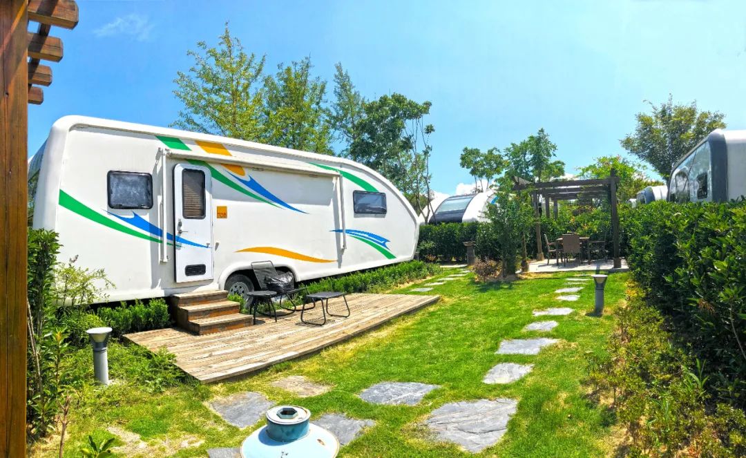 钱塘江畔竟然私藏着这样一家网红房车营地遛娃玩耍真是绝了