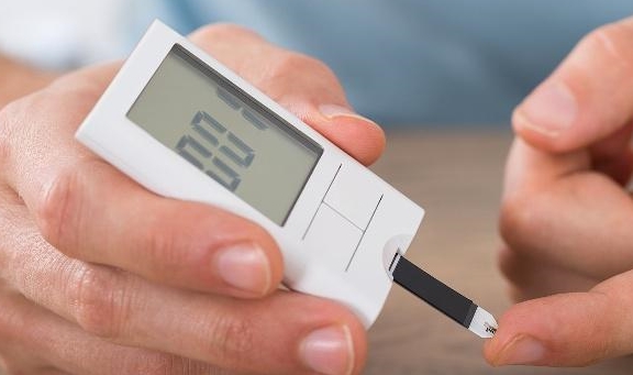 人群|血糖一高,全身发痒?血糖高的人,早餐尽量这样吃,远离高血糖