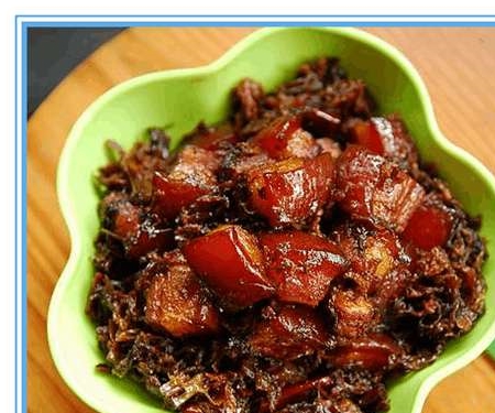 做法|老抽上色红烧肉易发黑,早该换成它,多加一步红亮发光、肥而不腻