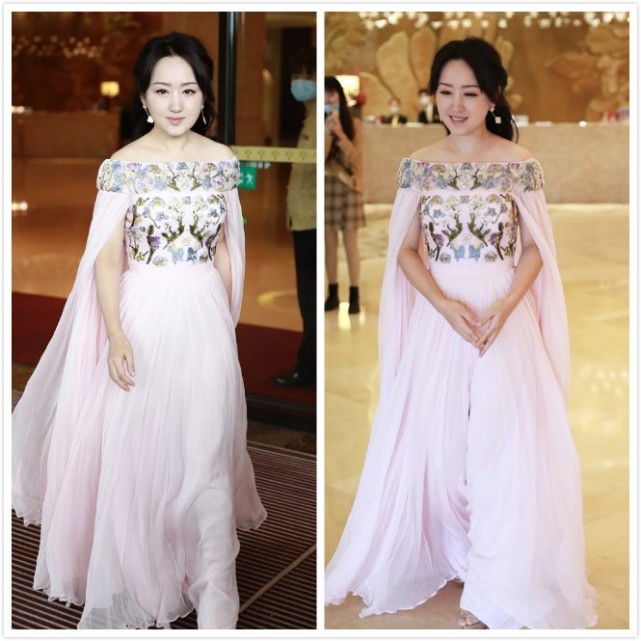 颜色|杨钰莹50岁了还那么精致，穿着印花长裙，看起来还像个小女孩一样