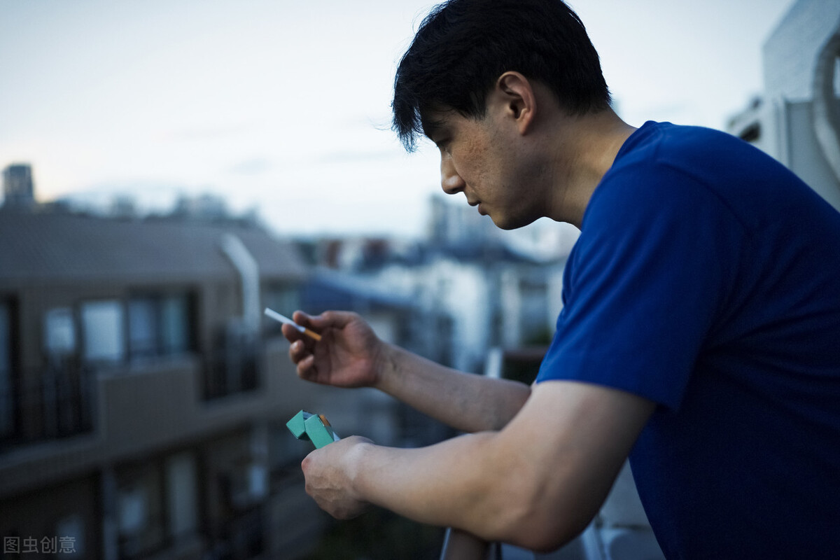 34岁大龄剩男的恐惧没房没车还大龄可能要单身一辈子了