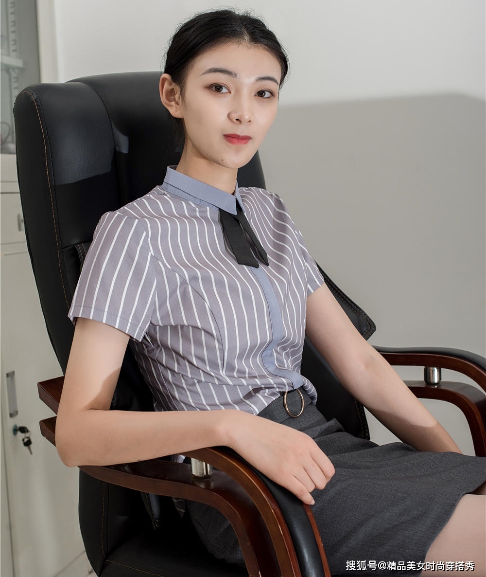 初入|简单又带点职场风的搭配，让你的职场生活充满时尚感