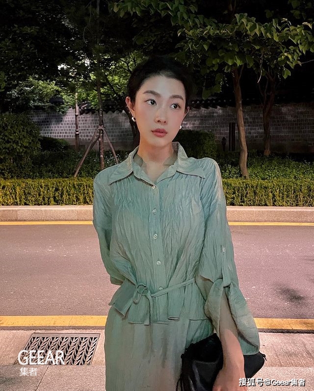 因为|为何不论涂多厚的遮瑕膏还是遮不了黑眼圈？因为你漏了这步！