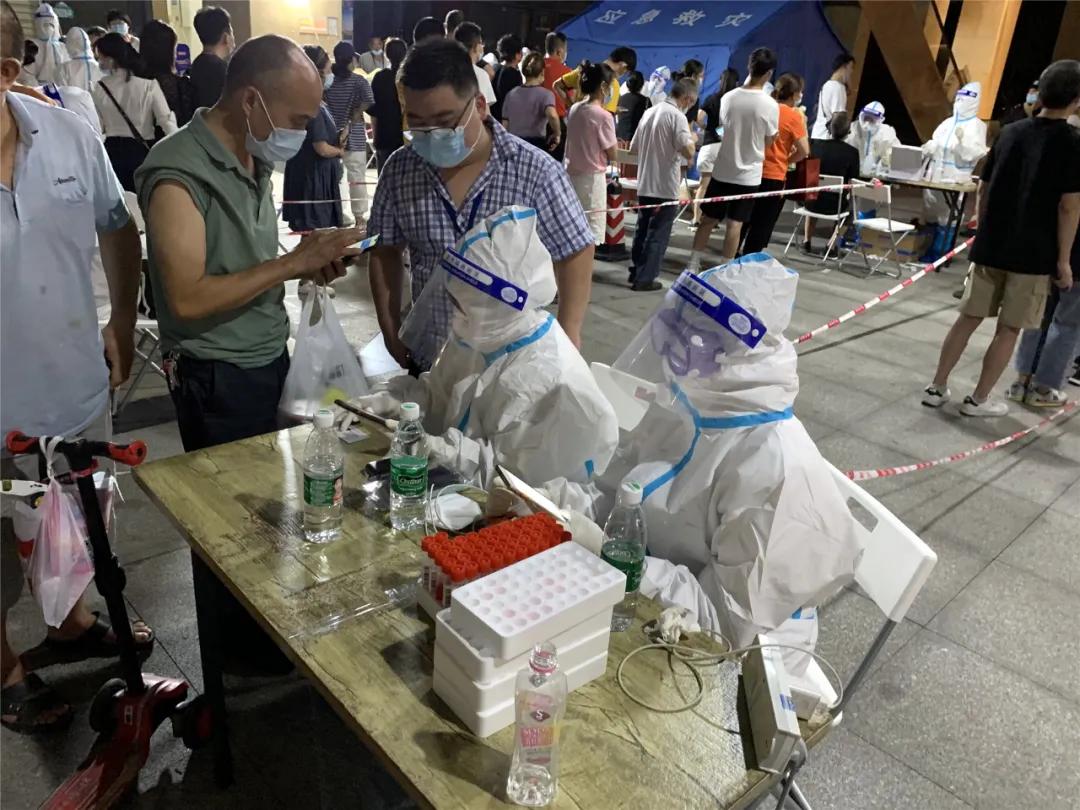 手术|【致敬中国医师】那当医生辛苦吗？