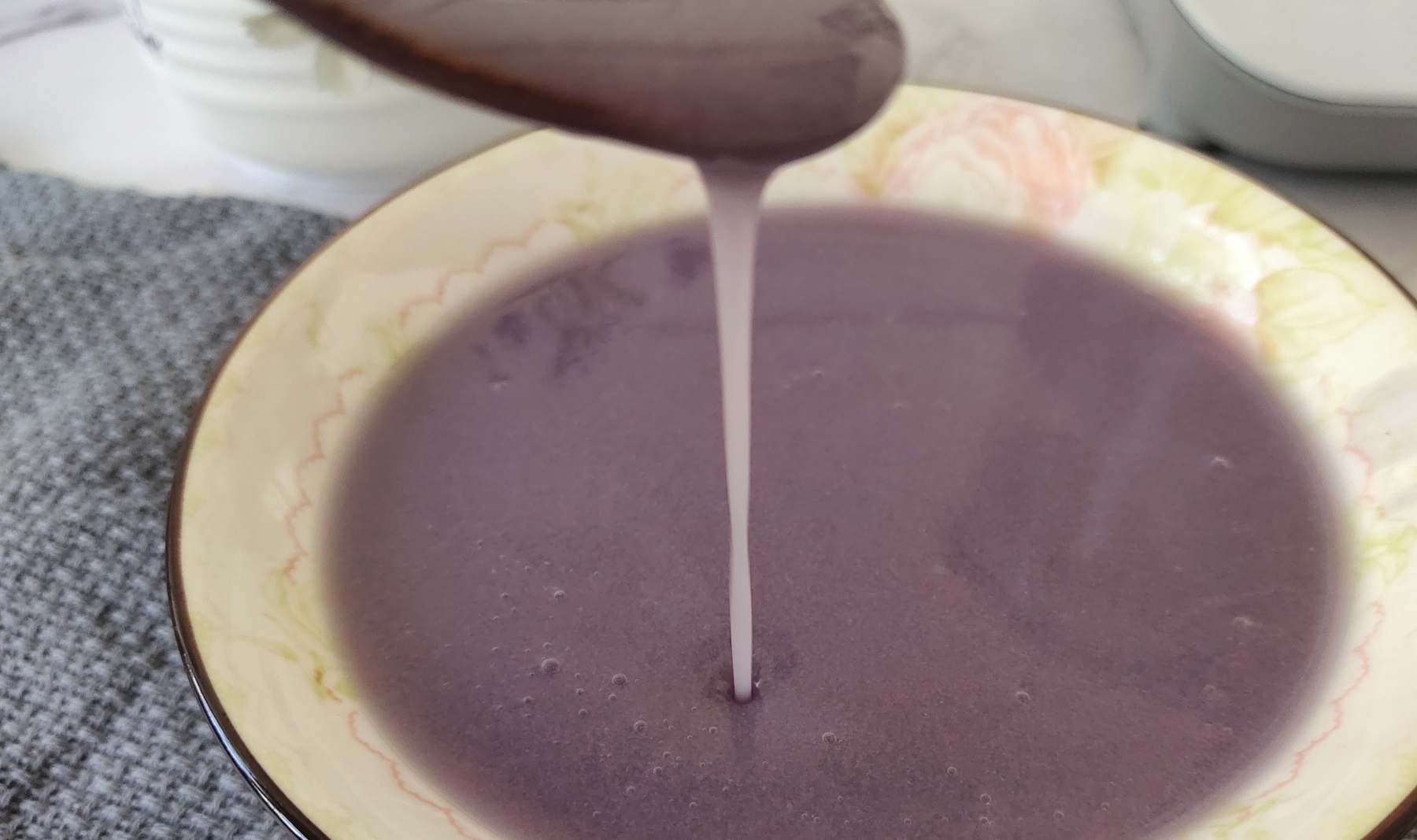 因为|秋天,聪明女人早餐都喝它,香甜细腻,富含花青素,胜过牛奶豆浆