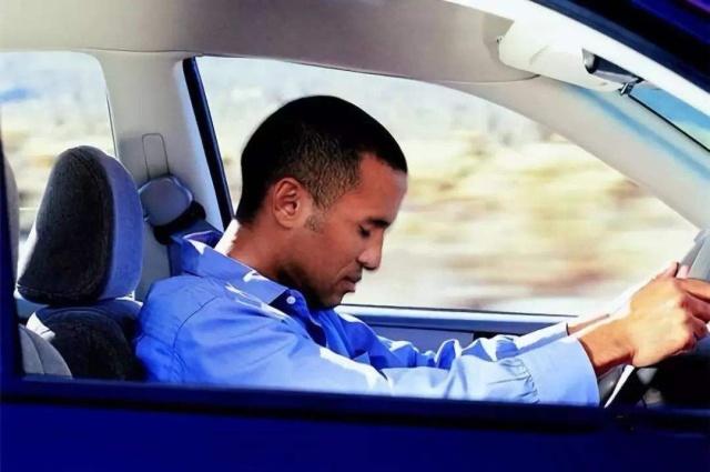 老司机开车也会犯的错 9ff43fcdb10d429591b7712f2f35e145.jpeg