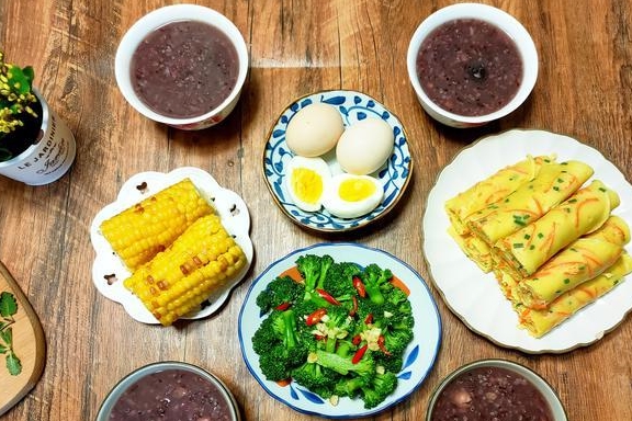 小番茄|快开学了，分享我家孩子爱吃的早餐搭配，30天不重样，好吃更健康