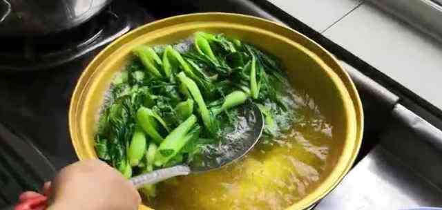 烧什么菜需要放柠檬汁 30bbc5f590f641319976b2c2ed20d9b3.jpeg