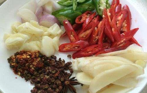 烧什么菜适合用大蒜 48d19d4cee254f86b23956c55aa99ff6.jpeg