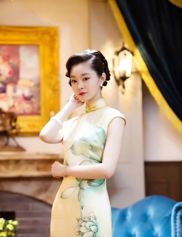 宋轶|旗袍女神宋轶柔情妩媚，胡丹丹造型惊艳全场，朱珠勾勒出玲珑身材