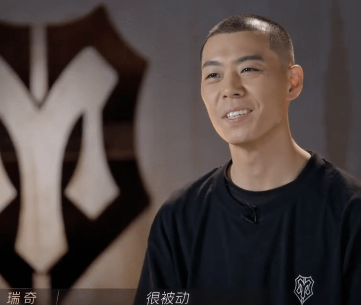 布瑞吉|《哥哥》成男版宫心计：林志炫固执摆谱，李响背后吐槽，哈人抱团