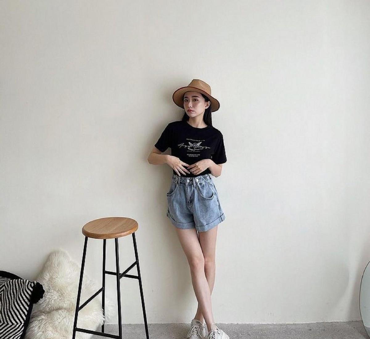 夏天|皮肤偏黑黄的女生，夏天穿什么颜色的“T恤”好看？试试这3种颜色