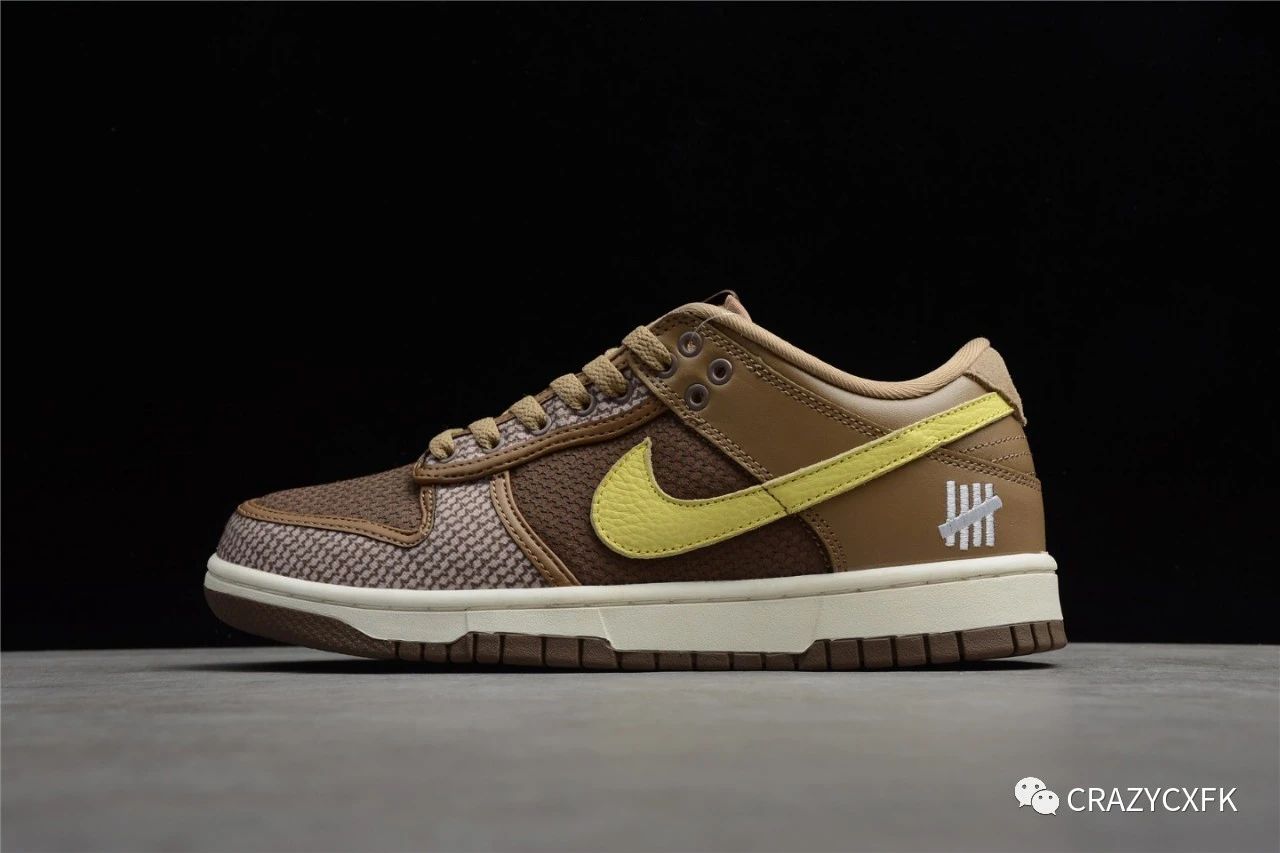 undefeatednikedunklowspinsideout耐克联名低帮棕黄板鞋