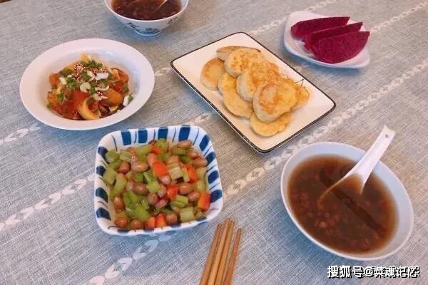 表妹|这3种早餐最伤孩子，很多父母天天让孩子吃，为健康别这样做了