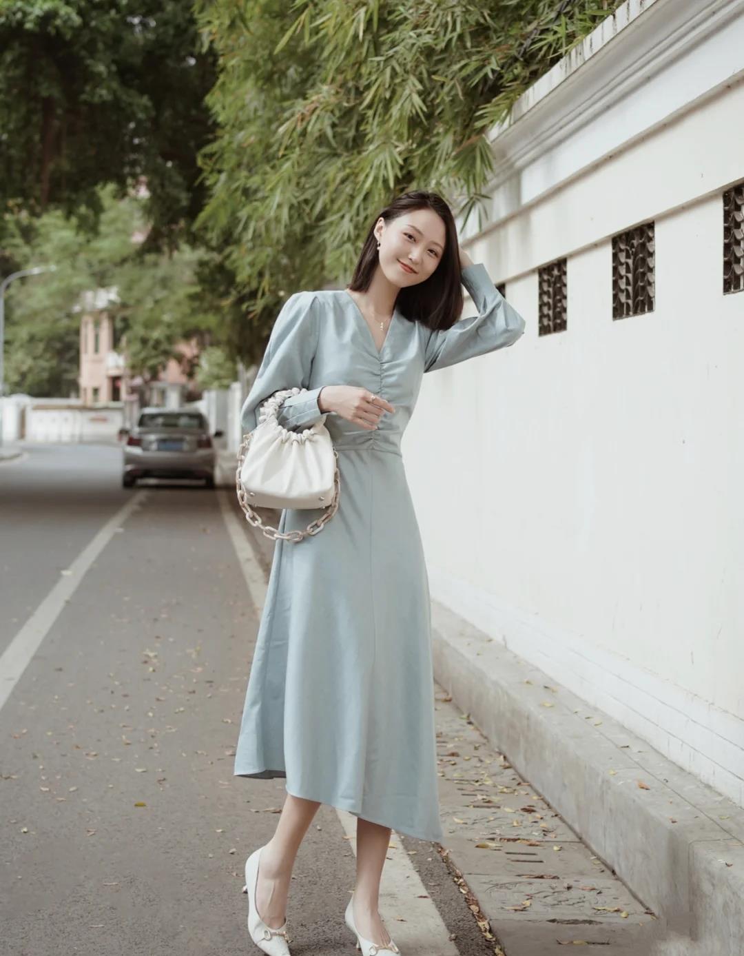 配饰|开春穿“连衣裙”真美，但是找对了“风格”才能穿得更加吸睛迷人