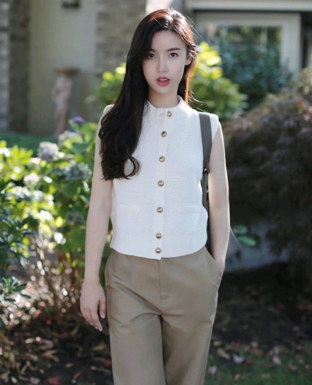 黑色|温柔浪漫简单干净的穿搭，可以把自身的魅力呈现出来，谁穿谁优雅