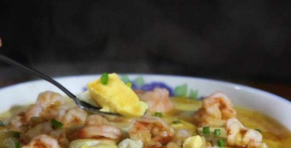 什么|简单豆腐加鸡蛋做出营养早餐,上锅蒸一蒸即可,开春营养早餐菜谱