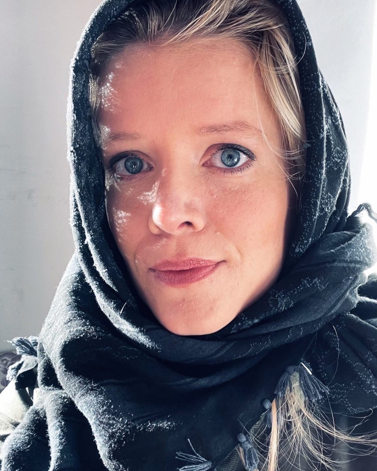 阿富汗女记者硝烟背后举足轻重的女性视角