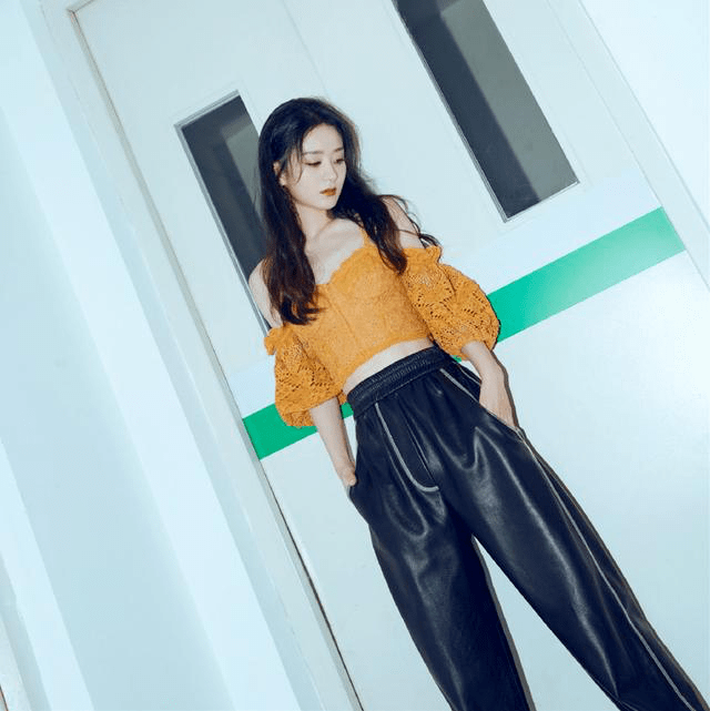 赵丽颖|入秋的鞋子贵在百搭!马丁靴的7种基础LOOK,不会穿的人照搬无误