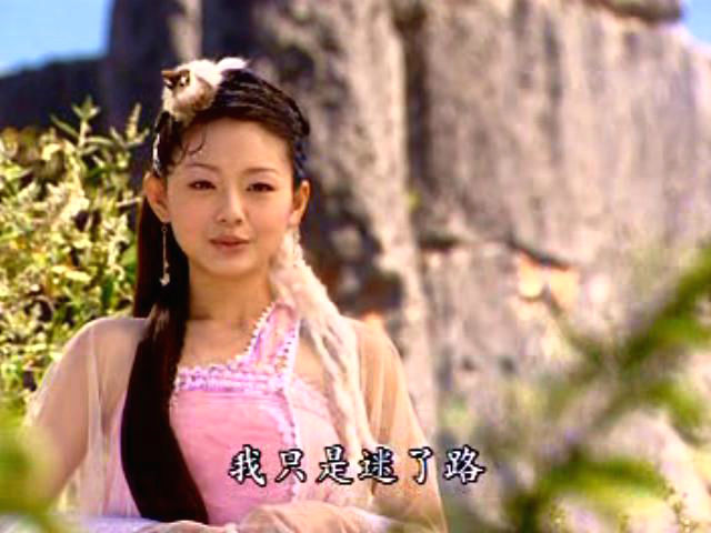聂小倩|以动物昆虫为发饰的古装女子，你最喜欢哪一位的发饰呢？