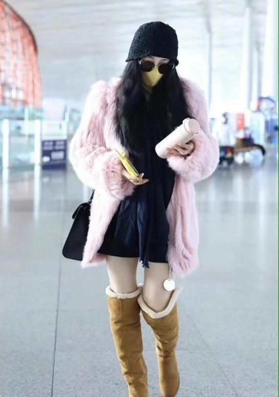 皮草搭的短裤 c3af78679b9d43f4a8f8b1ee6539d154.jpeg