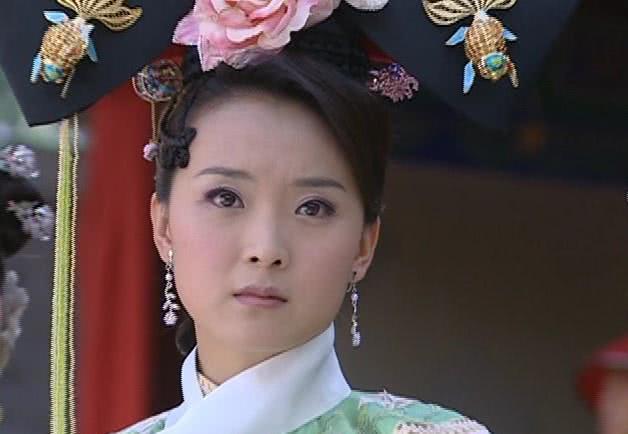 聂小倩|以动物昆虫为发饰的古装女子，你最喜欢哪一位的发饰呢？