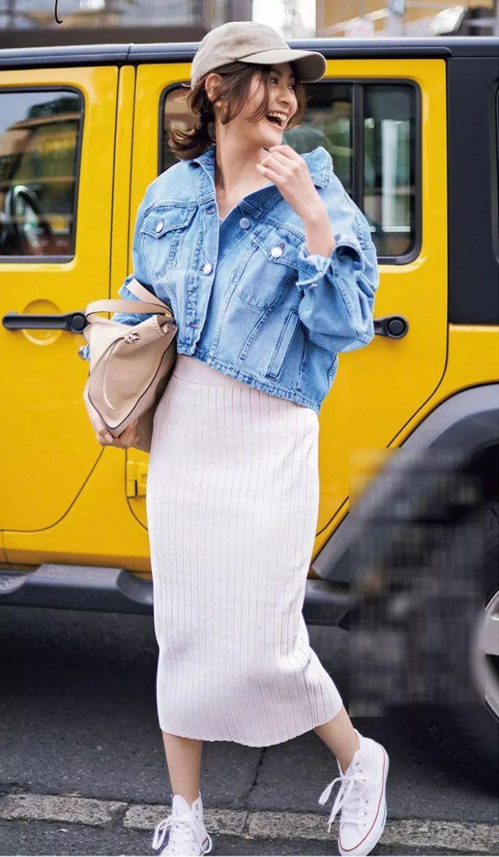 牛仔|越简约越高级、时髦！“牛仔外套”能解决你的一切秋季穿搭烦恼