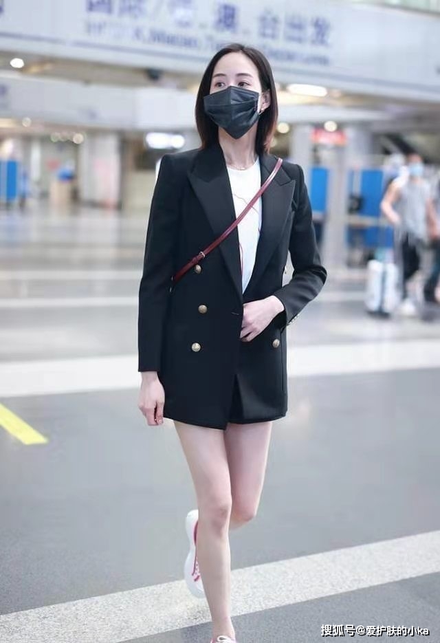 女王|张钧甯不愧是娱乐圈的自律女王！当她穿短裤，才发现气质有多惊艳