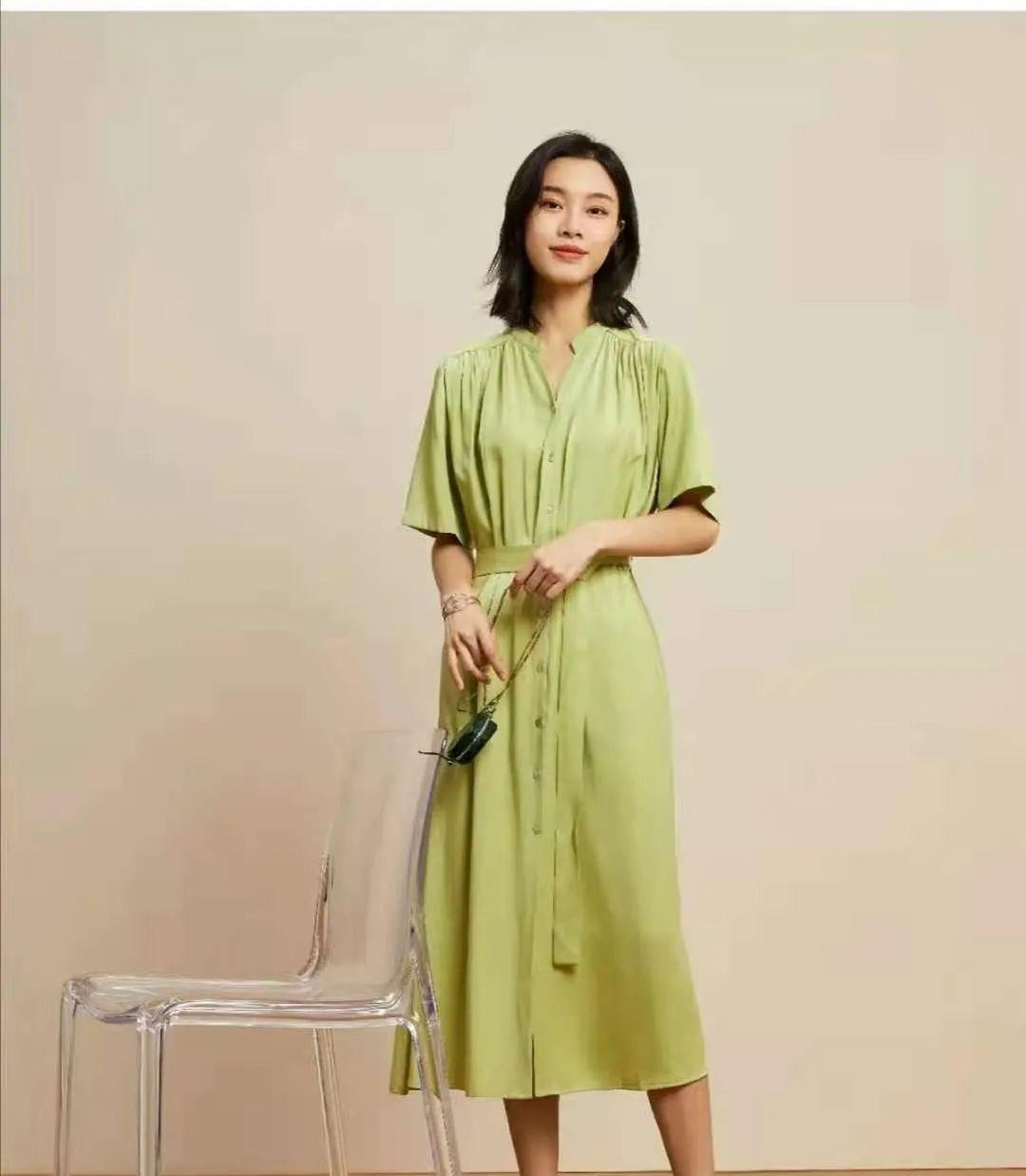 牛油果|牛油果绿连衣裙配什么鞋子好看