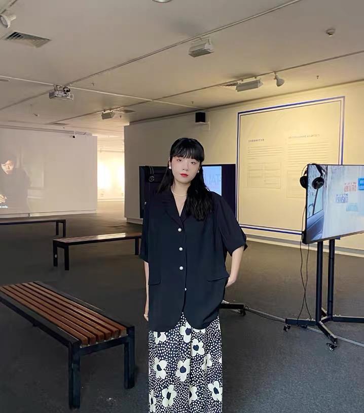 少男少女|烂大街的T恤别再穿了!短袖衬衫才是夏日时髦的好法宝,又甜又酷