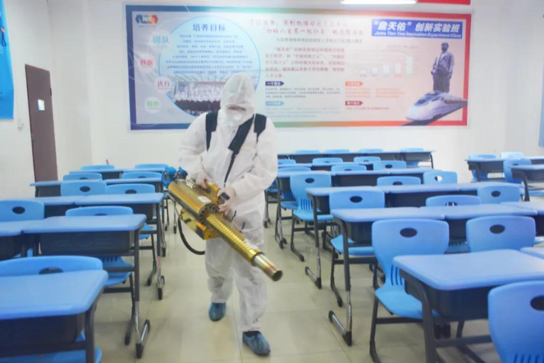 疫情|防疫不松懈，演练筑防线 | 直击西安轨道交通技师学院疫情防控演练现场