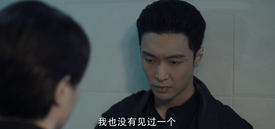 孙兴|扫黑风暴：胡笑伟尽显人精本色，三言两语便转移话题，全身而退！