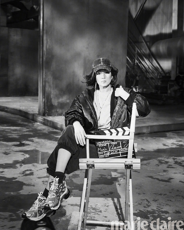 刘海|董卿久违露面，罕见剪刘海气质大变，穿运动装变酷girl美得不敢认