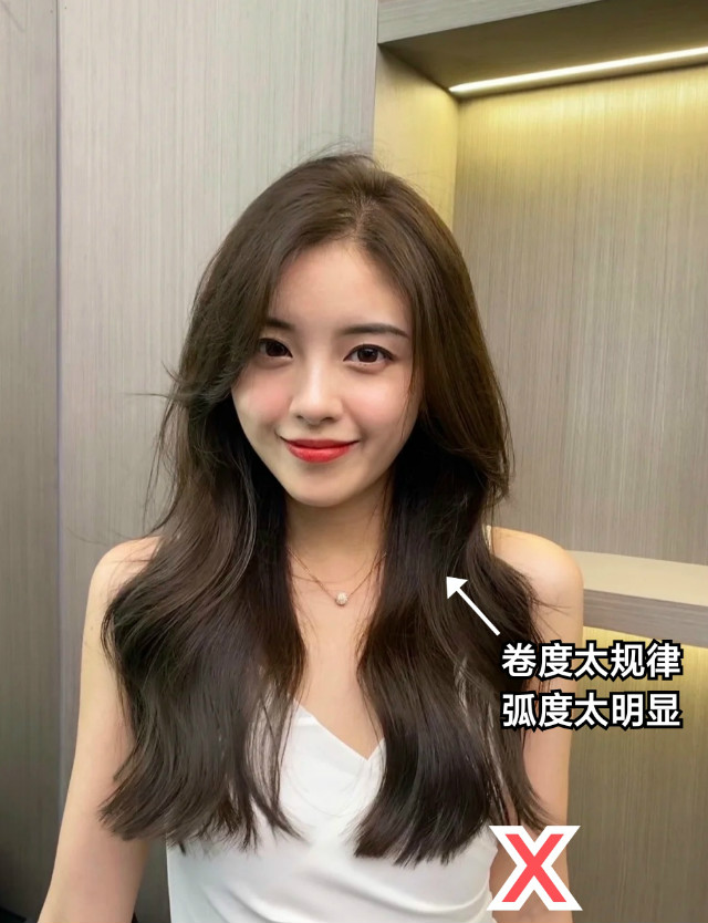 卷发|谁说小个子留长发显矮？这3个“显个”技巧，照着用不显高算我输