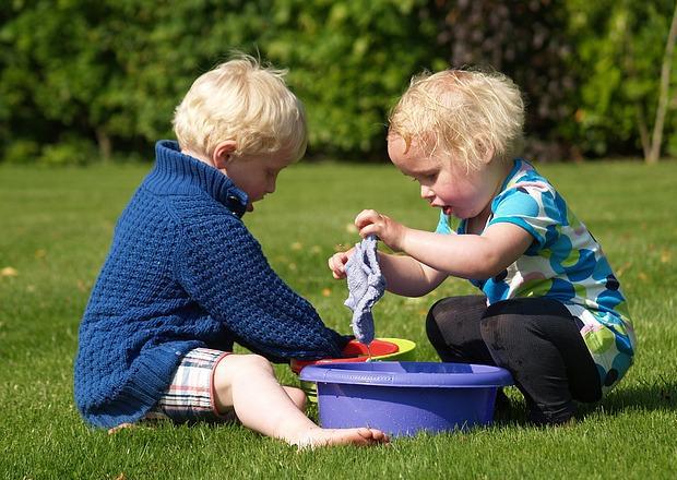 包文婧|生二胎前后,宝妈的生活会有如何变化?《妻子的浪漫旅行》戳心的是这