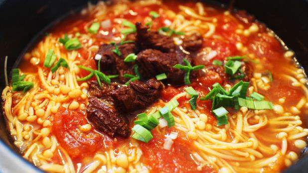 酸辣汤的做法和配料 视频 ccb1118b0a3047189209581c31afd933.jpeg