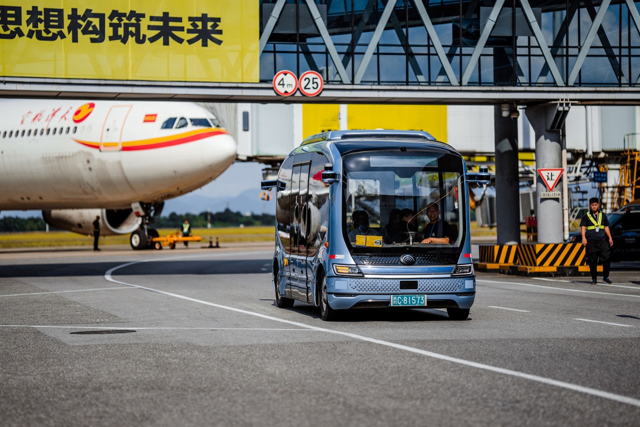 小宇|自动驾驶成为智慧机场发展的“新引擎”