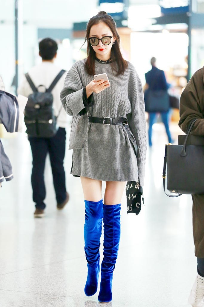 身材|虞书欣穿衣太“心机”,玩下衣失踪还把腰线往上提,大长腿真迷人