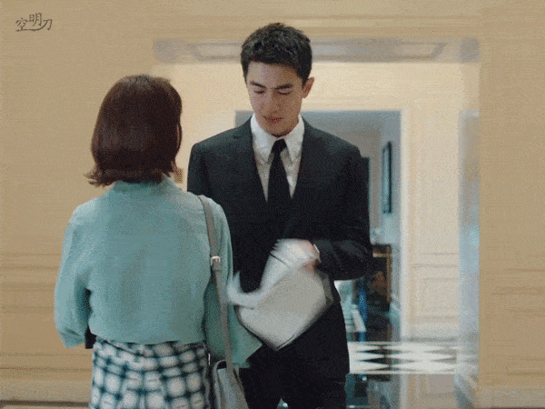 关系|林更新新剧发布预告片，与吴谨言“吻戏超多”，10年后再搭吴奇隆