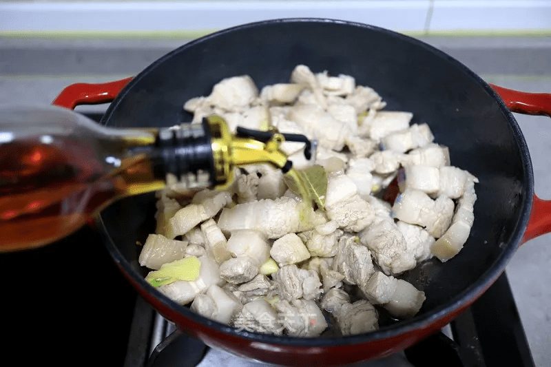 微火|五花肉炖干笋尖:浓香入味,简直不要太好吃!