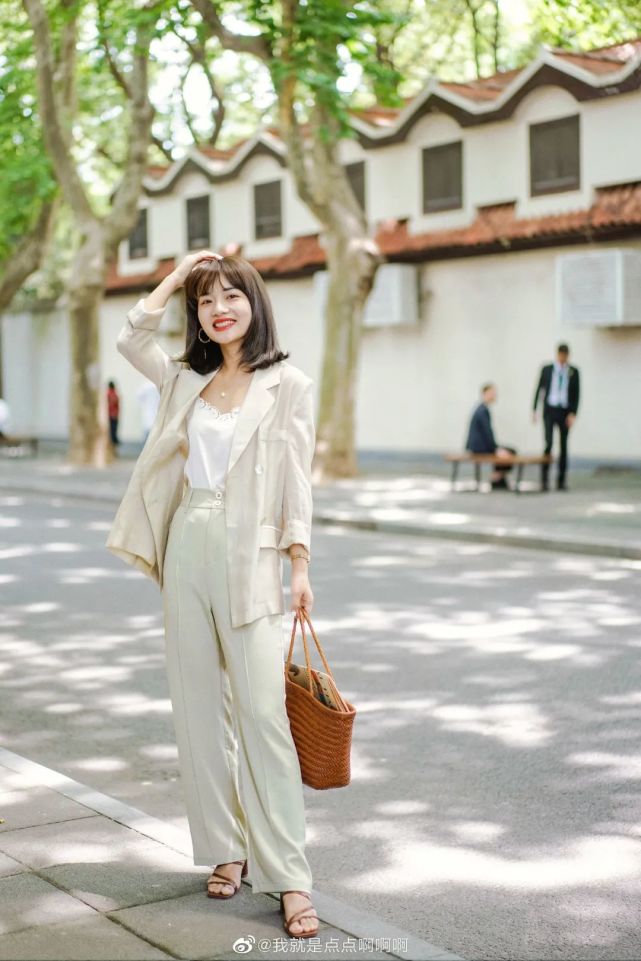 姐妹|几套小个子女生初秋look好看又显高，上身时髦哭了！