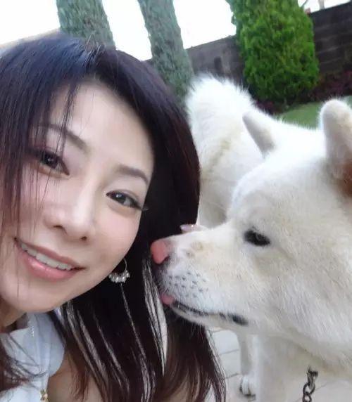 护肤品|53岁水谷雅子以冻龄美颜登上热搜，好肌肤年轻态离不开她4个秘诀