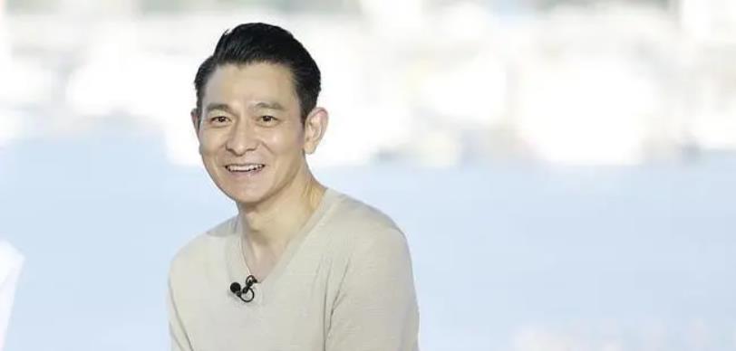 国庆|这部“国庆巨制”卖点不是全明星阵容,而是中国人珍视的共同记忆