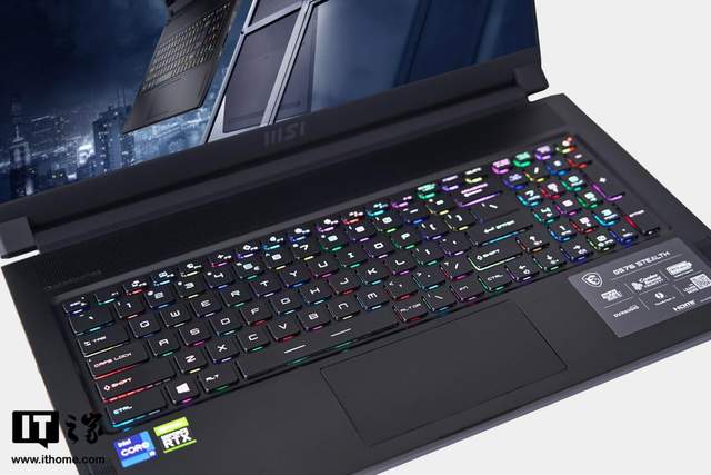 电竞|微星绝影 GS76 轻薄游戏本评测：把 i9+3080 塞进极致便携机身