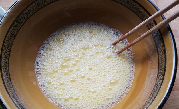 做法|鸡蛋葱花饼简单做法,手不沾面,柔软劲道,10分钟解决全家早餐