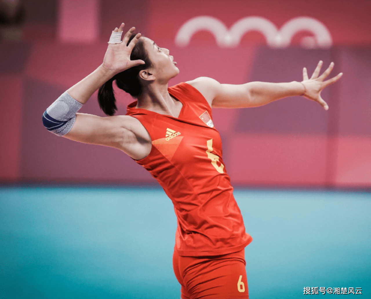 原创女排队员分析奥运失利原因遇到冲击和自身出现问题应变慢了