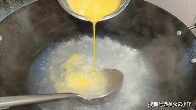 做法|入秋后，早餐喝它，驱寒滋阴、美容养颜，女人不能错过