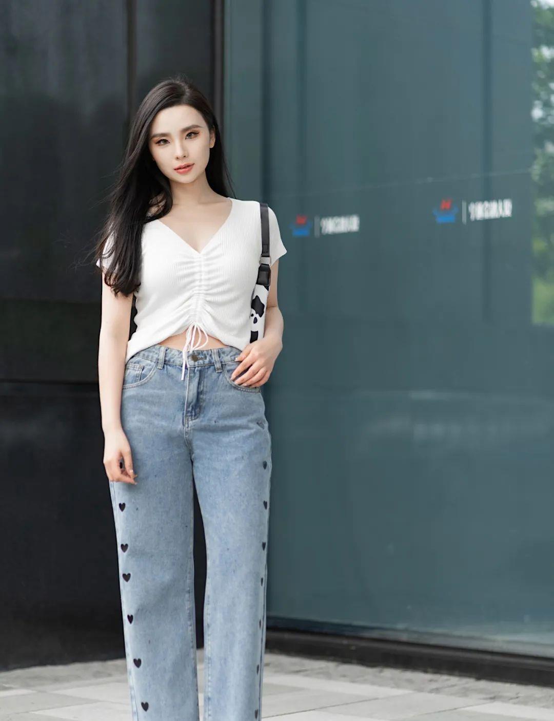 Liya|短上衣正流行,照着穿显瘦 + 显高